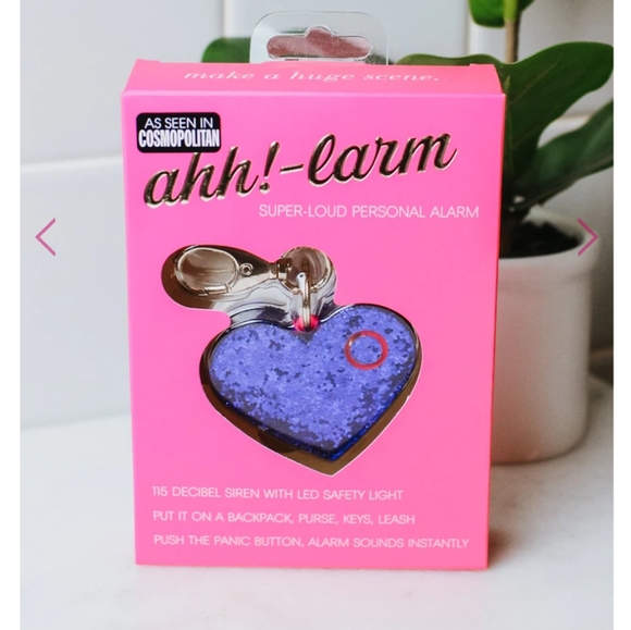 NEW Sparkle Heart Alarm Keychain - Picture 1 of 3